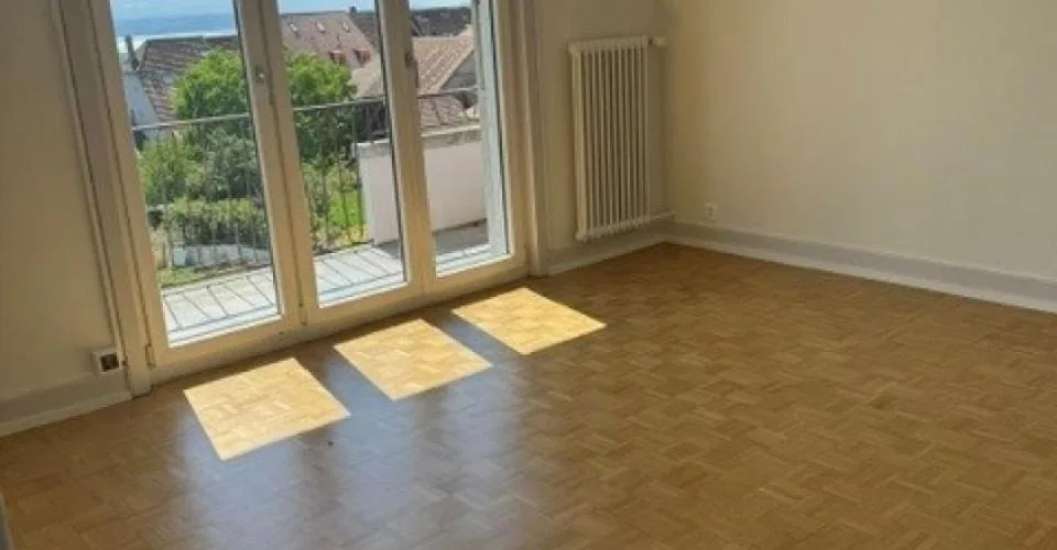 Appartement de 2 pièces entièrement rénové – Foto 6 von 7