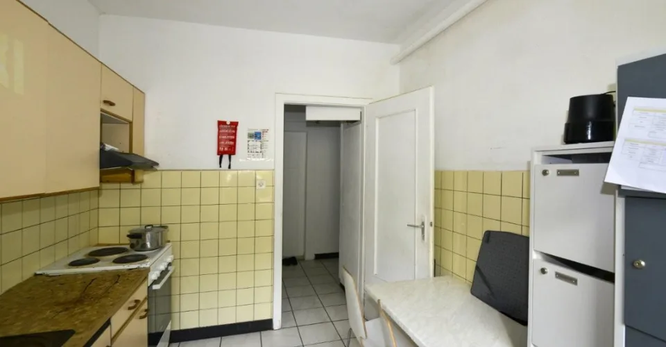 Authentique immeuble locatif à vendre – Foto 9 von 13