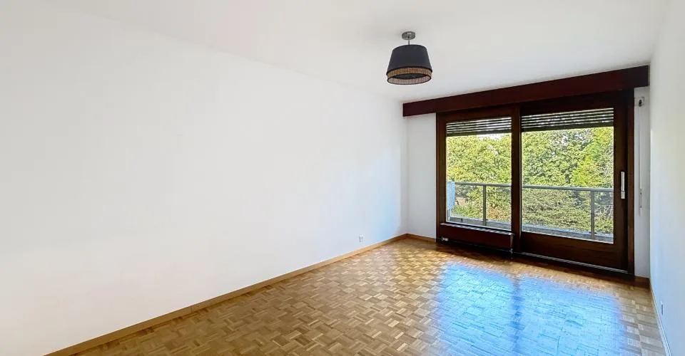 Jolie appartement avec 3 chambres – Foto 6 von 16