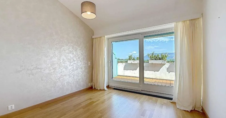 Duplex de 8 pièces en attique avec vue panoramique – Plateau de Frontenex – Foto 7 von 10