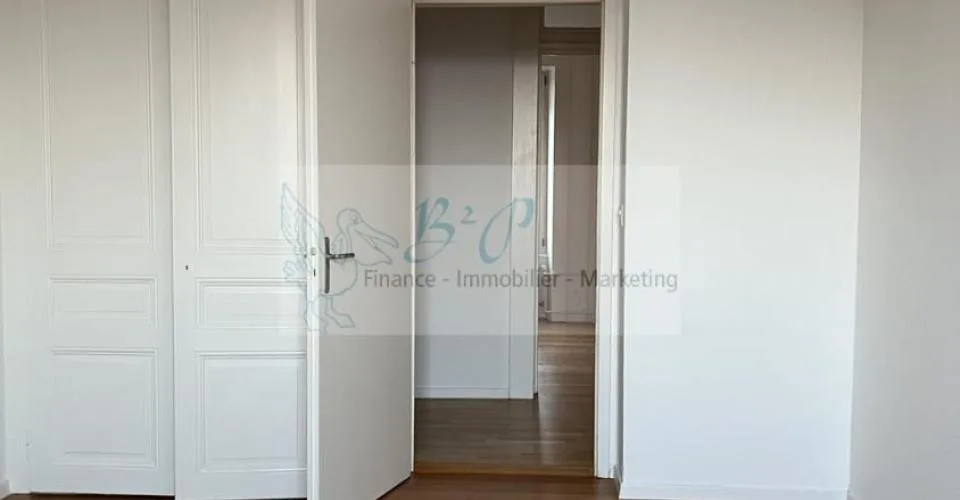 Grand appartement de 4.5 pièces avec vue sur le lac – Foto 7 von 13