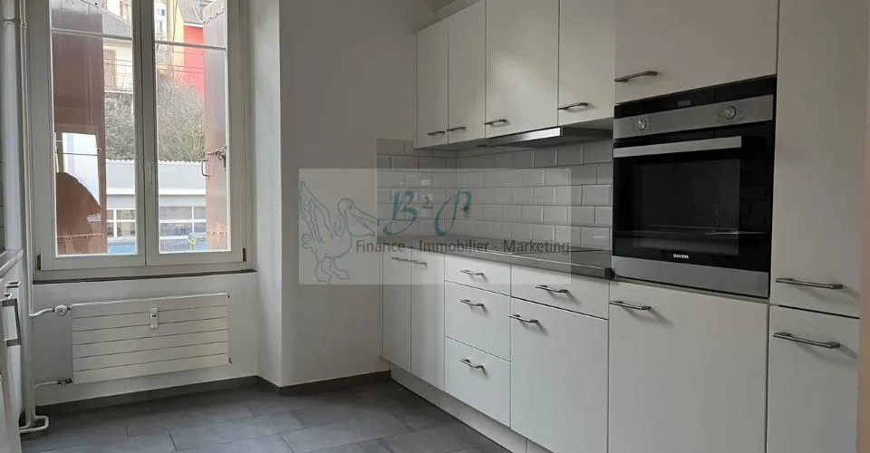 Grand appartement de 4.5 pièces avec vue sur le lac – Foto 2 von 13