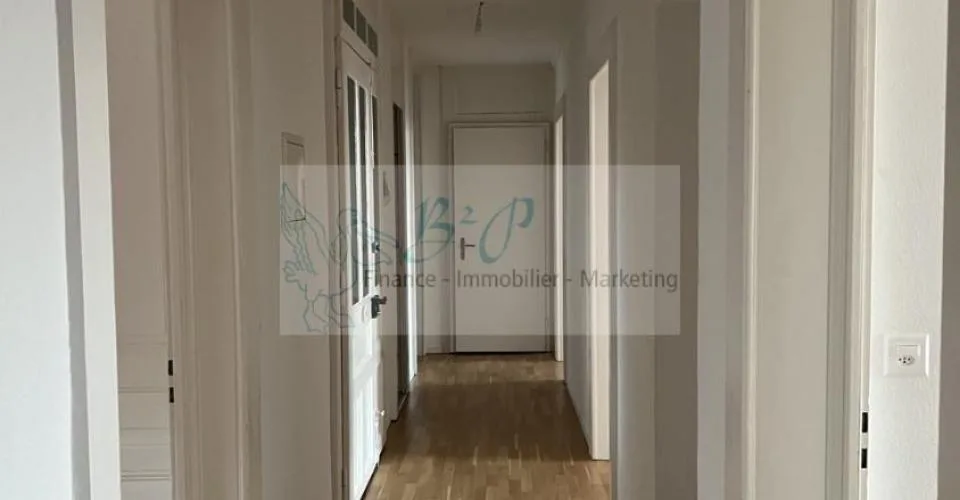 Grand appartement de 4.5 pièces avec vue sur le lac – Foto 10 von 13