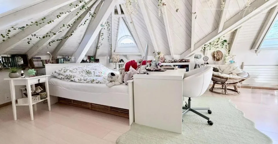 VETROZ, wunderschöne Villa mit Charakter in absoluter Ruhe - Pool – Foto 6 von 12