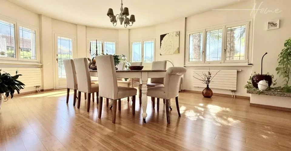 VETROZ, wunderschöne Villa mit Charakter in absoluter Ruhe - Pool – Foto 2 von 12