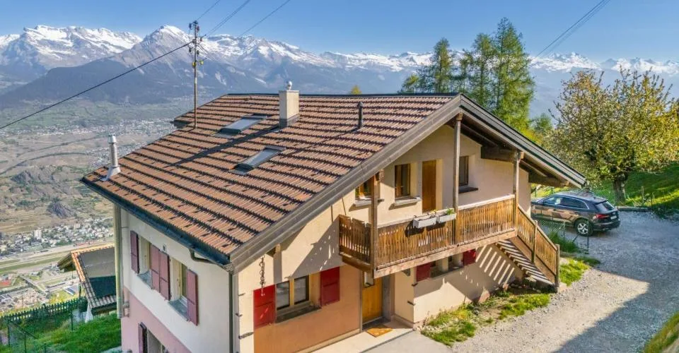 L'esprit chalet revisité dans un superbe 5 pièces – Foto 12 von 12