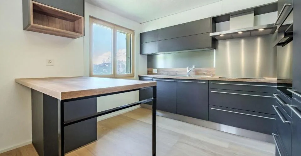 L'esprit chalet revisité dans un superbe 5 pièces – Foto 5 von 12