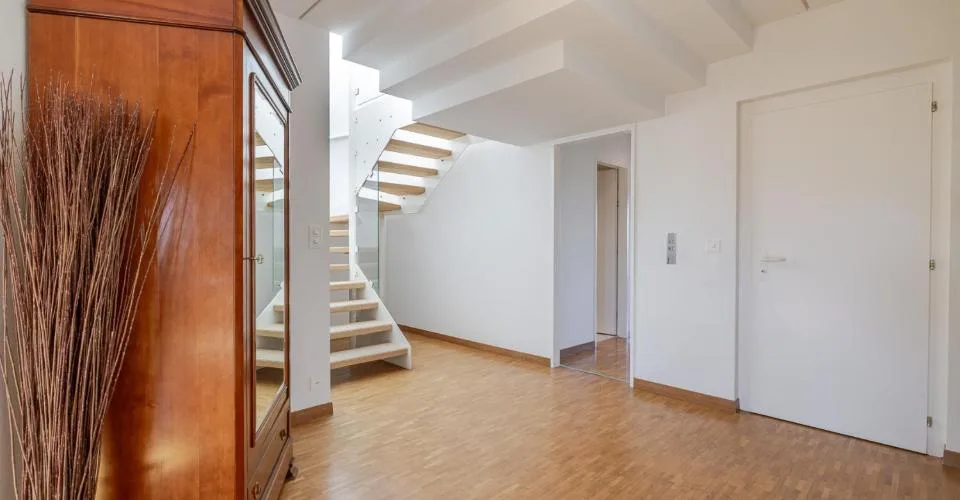 Appartement au dernier étage avec rooftop au Petit-Saconnex – Foto 6 von 8