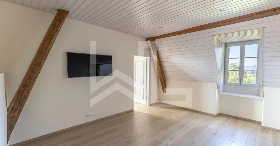 Maison de charme et de caractère avec vue panoramique – Foto 12 von 13