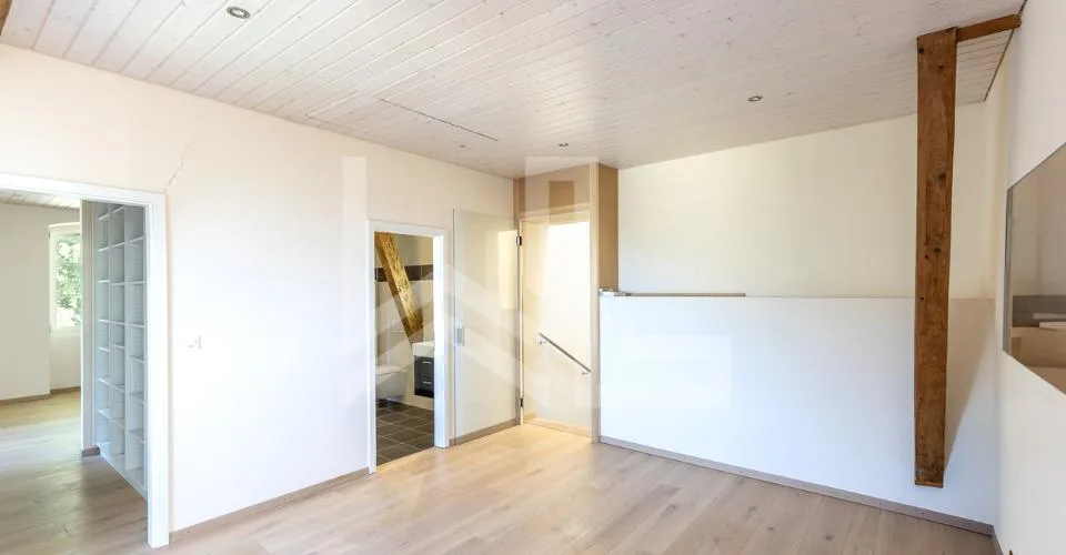 Maison de charme et de caractère avec vue panoramique – Foto 13 von 13
