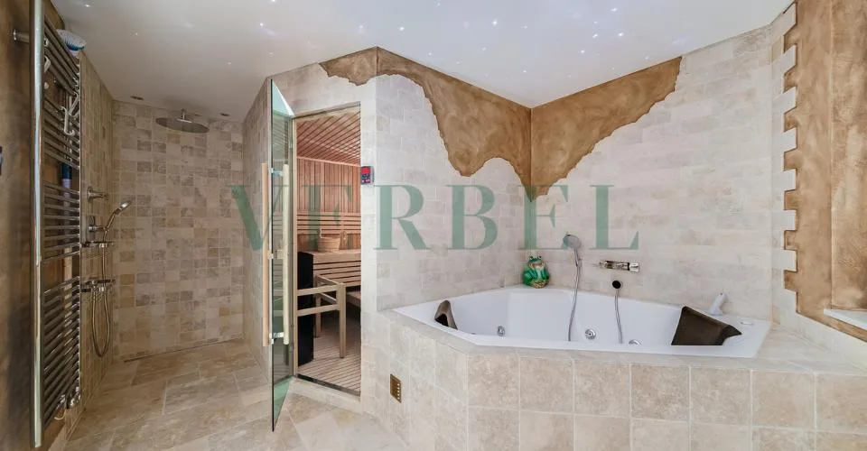 Duplex en attique avec vue exceptionnelle sur lac et montagnes – photo 26 sur 39