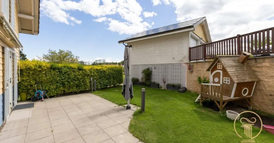 EXCLUSIVITY! 3' from GIMEL - nice semi-detached villa with 5.5 rooms in a quiet and very pleasant neighborhood. – photo 19 of 27