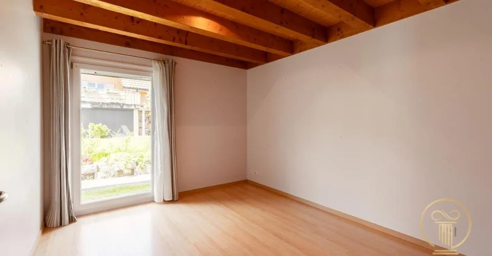 EXCLUSIVITY! 3' from GIMEL - nice semi-detached villa with 5.5 rooms in a quiet and very pleasant neighborhood. – photo 13 of 27