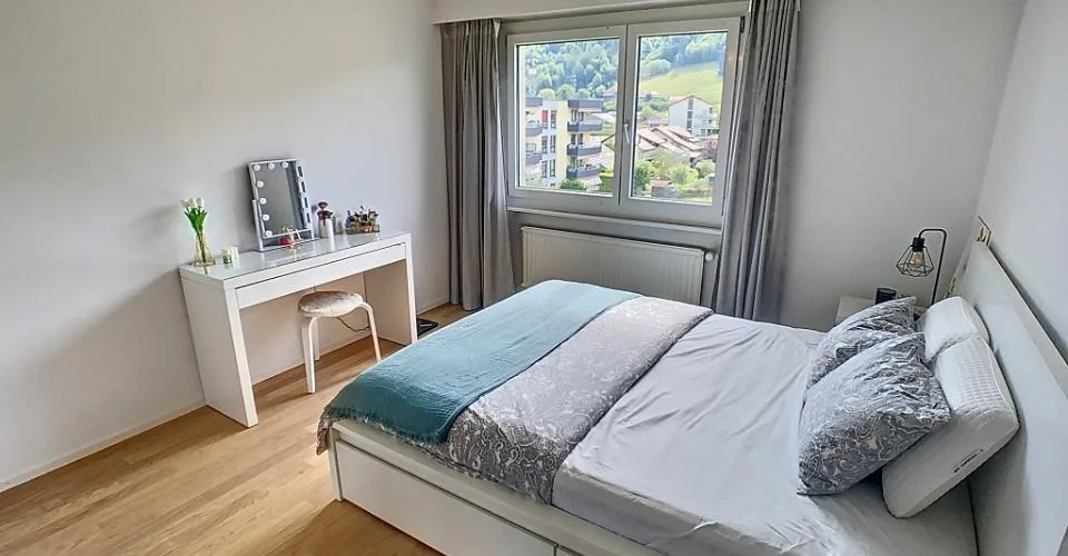 Rénové à neuf, appartement de 4 pièces