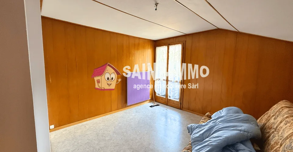 Chalet composé de deux appartements (3 & 6.5 pièces) avec jardin arboré de 840 m2, terrasse et garages – Foto 18 von 25