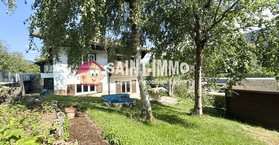 Chalet composé de deux appartements (3 & 6.5 pièces) avec jardin arboré de 840 m2, terrasse et garages – Foto 25 von 25