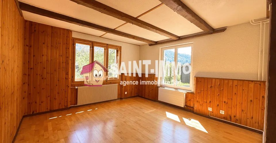 Chalet composé de deux appartements (3 & 6.5 pièces) avec jardin arboré de 840 m2, terrasse et garages – Foto 9 von 25