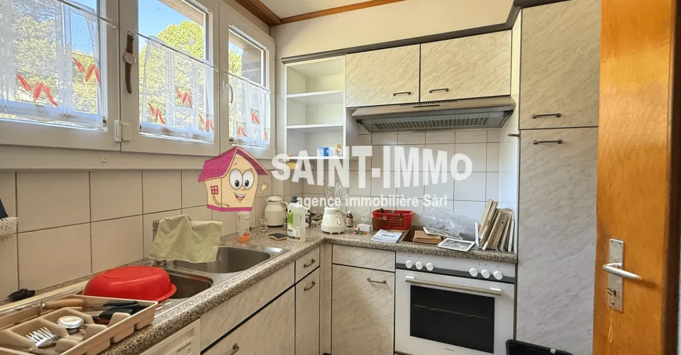 Chalet composé de deux appartements (3 & 6.5 pièces) avec jardin arboré de 840 m2, terrasse et garages – Foto 15 von 25