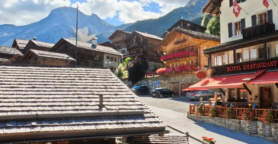 Charmant appartement 3,5 pièces au cœur du vieux village de Grimentz – Foto 13 von 37