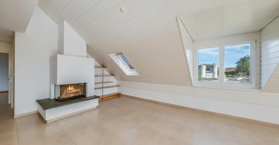 Lumineux duplex 5,5 pièces avec balcon – photo 4 sur 26