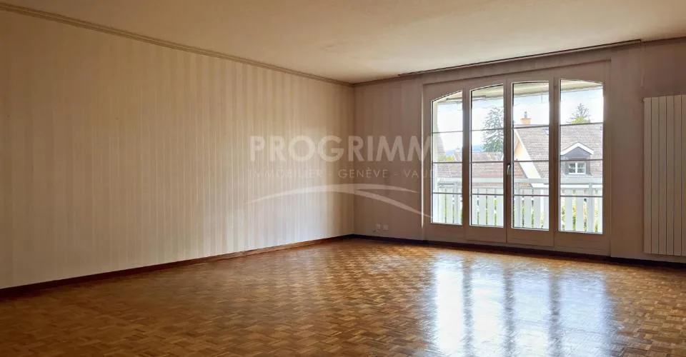Neu - Zu renovieren - 5-Zimmer-Wohnung/145m2 mit großem Balkon 8m2 - Keller + Tiefgaragenplatz – Foto 3 von 10