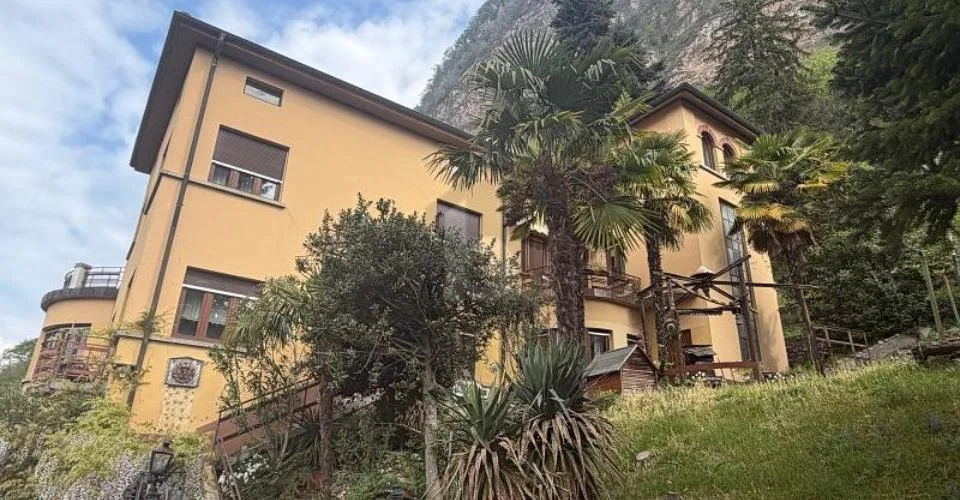 GRANDE DA RESTAURARE POSIZIONE TOP – foto 7 di 12