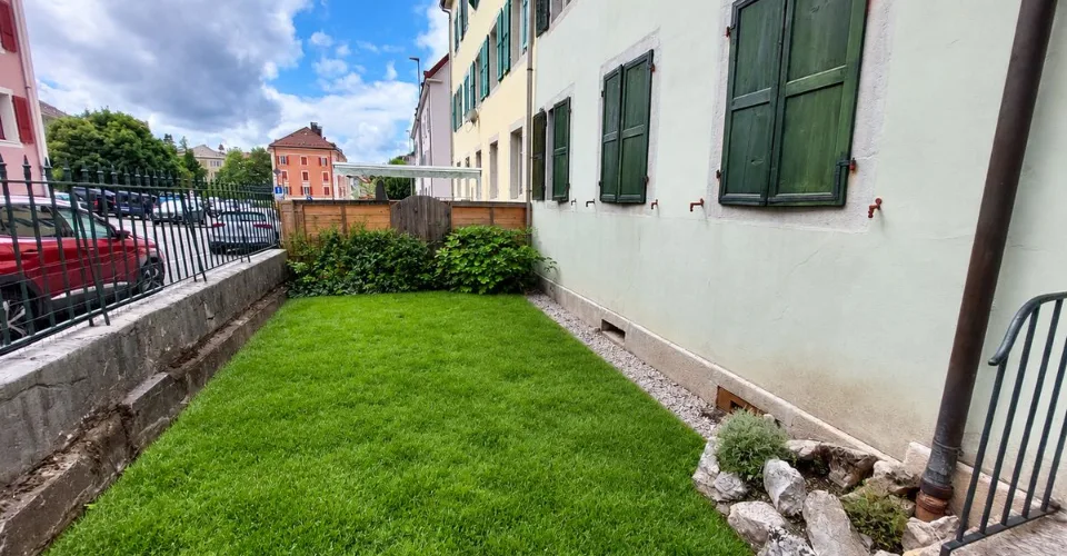 Maison jumelée composée de 5 appartements entièrement rénovés – photo 2 sur 13