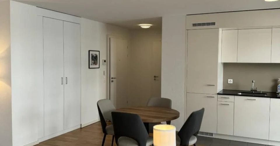 2.5 Zimmer möbl. Wohnobjekt in Lausanne – photo 9 of 11