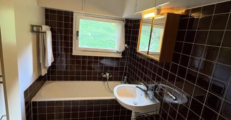 Charmante möblierte 4,5-Zimmer-Wohnung – Foto 8 von 8
