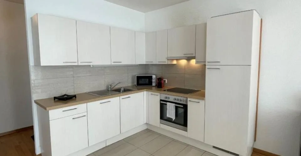 4.5 Zimmer möbl. Wohnobjekt in Lausanne – Foto 2 von 8