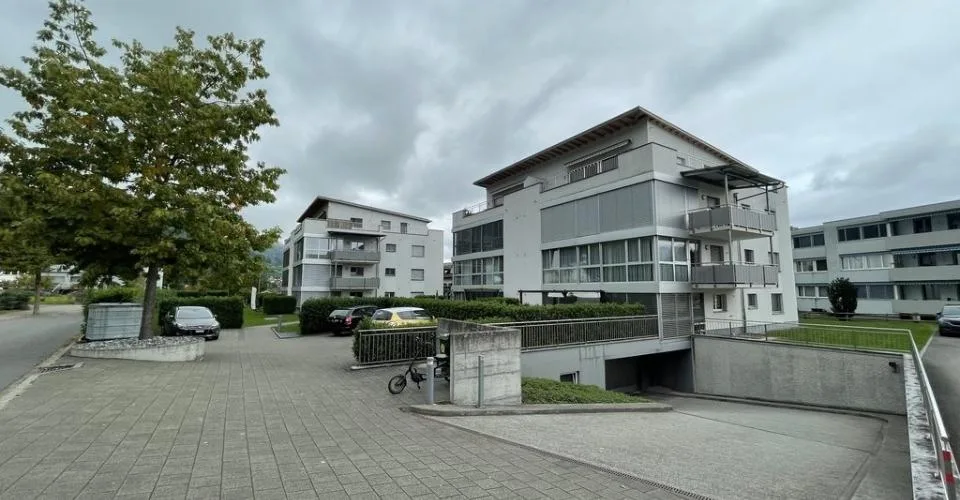 Einstellplatz in der Tiefgarage zu vermieten – Foto 2 von 2