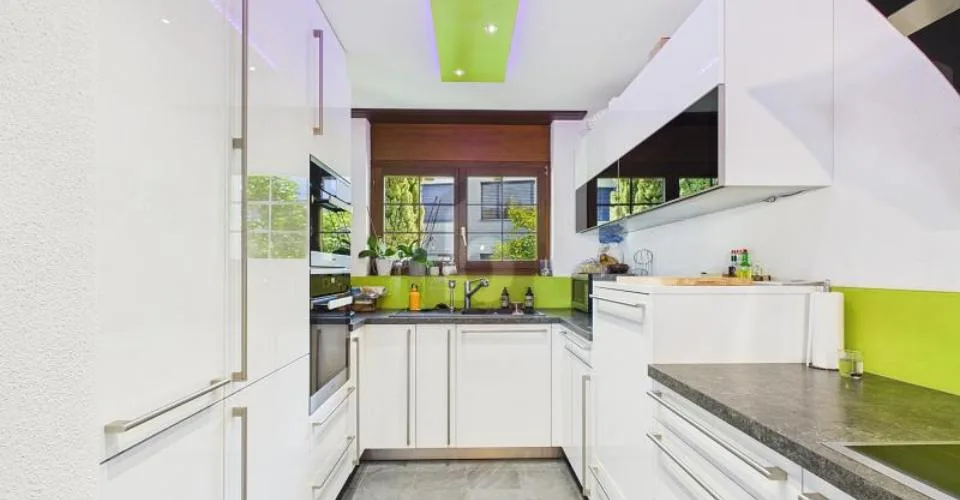 Avec galerie, cheminée et balcon ensoleillé ! – photo 10 sur 12