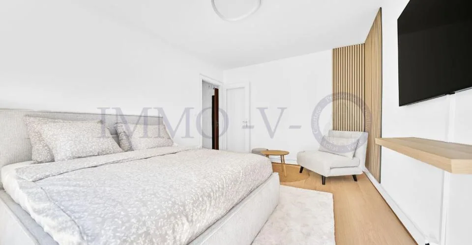 Renovierte und möblierte Wohnung mit Terrasse - Ideale Lage – Foto 9 von 12
