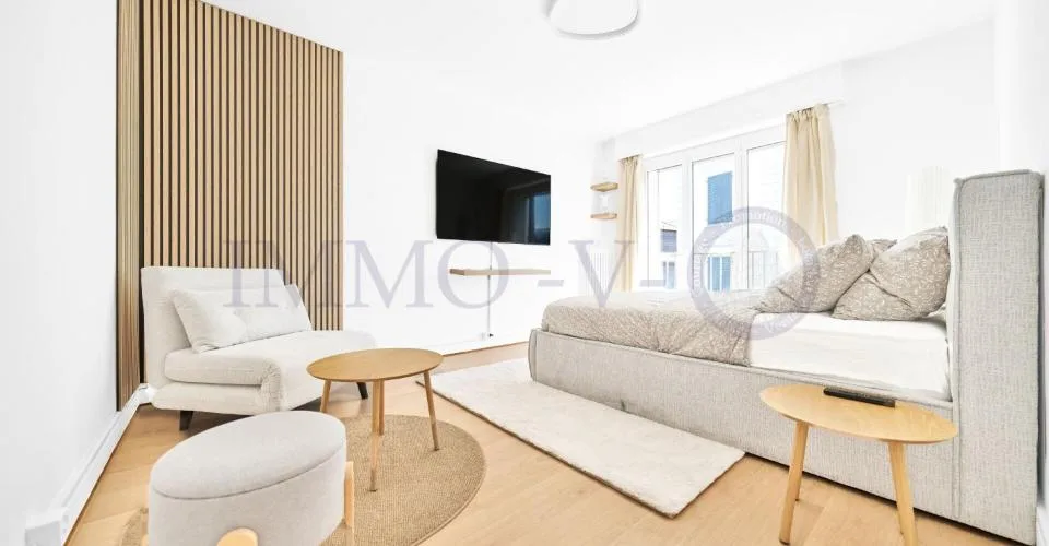 Renovierte und möblierte Wohnung mit Terrasse - Ideale Lage – Foto 8 von 12