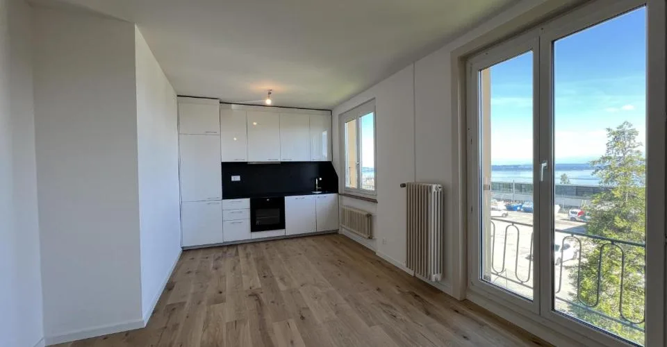 Helles Apartment mit Blick auf den See und die Alpen – Foto 6 von 14