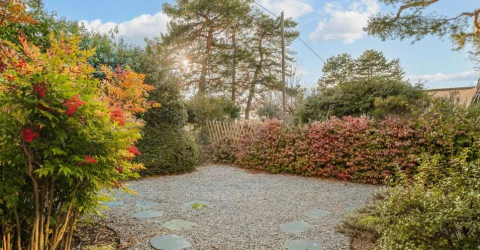 Prächtiges Stadthaus mit Garten und Pool im Herzen von Chailly – Foto 16 von 19