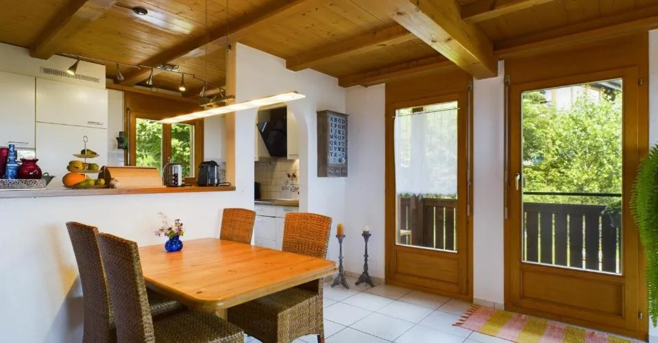 Modernes 4.5-Zimmer-Reihenhaus mit Garten in Niederbipp – Foto 4 von 27