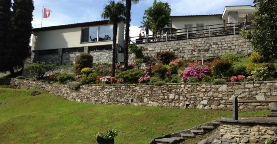 Elegante villa monofamiliare con 7 camere e piscina in zona panoramica – foto 12 di 20