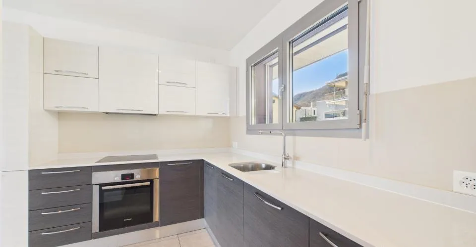 Moderno appartamento 2.5 locali con ampia terrazza a Gravesano – foto 10 di 24