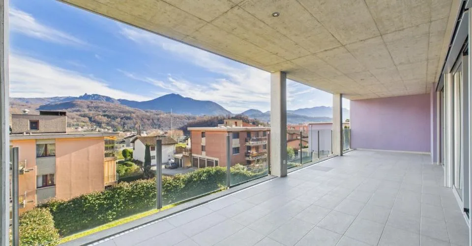 Moderno appartamento 2.5 locali con ampia terrazza a Gravesano – foto 17 di 24