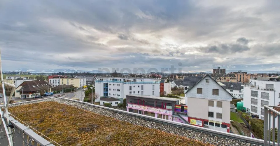 PANORAMIC VIEW WITH LOTS OF SPACE – photo 25 of 26