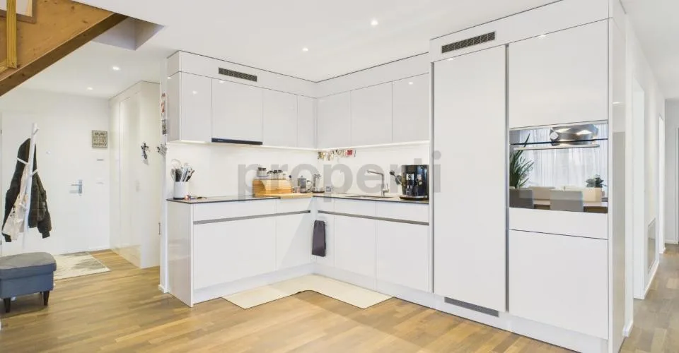 PANORAMIC VIEW WITH LOTS OF SPACE – photo 15 of 26