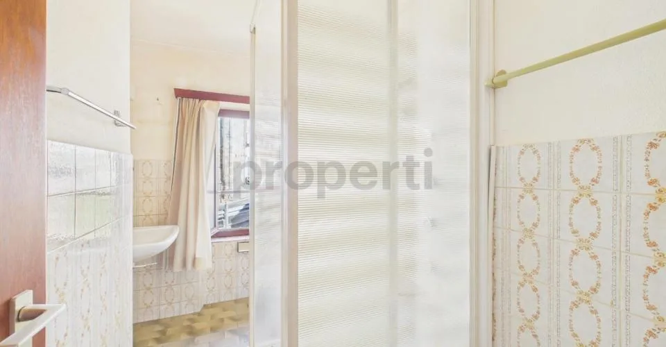 Spaziosa 7.5 locali casa bifamiliare parzialmente ristrutturata, Alto Malcantone-Mugena – foto 19 di 26