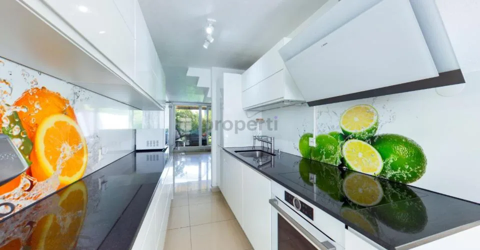Maisonette ristrutturata in un bel quartiere con 2 posti auto – foto 15 di 22