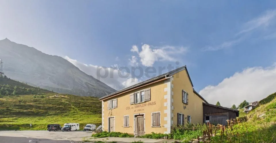 Historisches Pass-Juwel auf 2'005 m ü. M.: 228 m² Wohnfläche, alpine Traumkulisse und vielseitige Nutzung – Foto 15 von 16