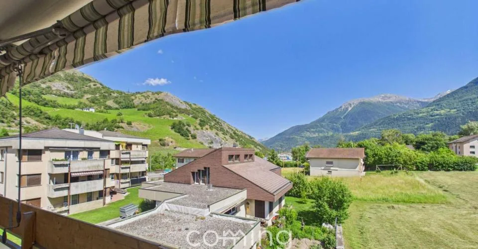 Familienfreundliche 4.5-Zimmer-Wohnung mit Balkon und traumhafter Aussicht in Susten – photo 11 of 13