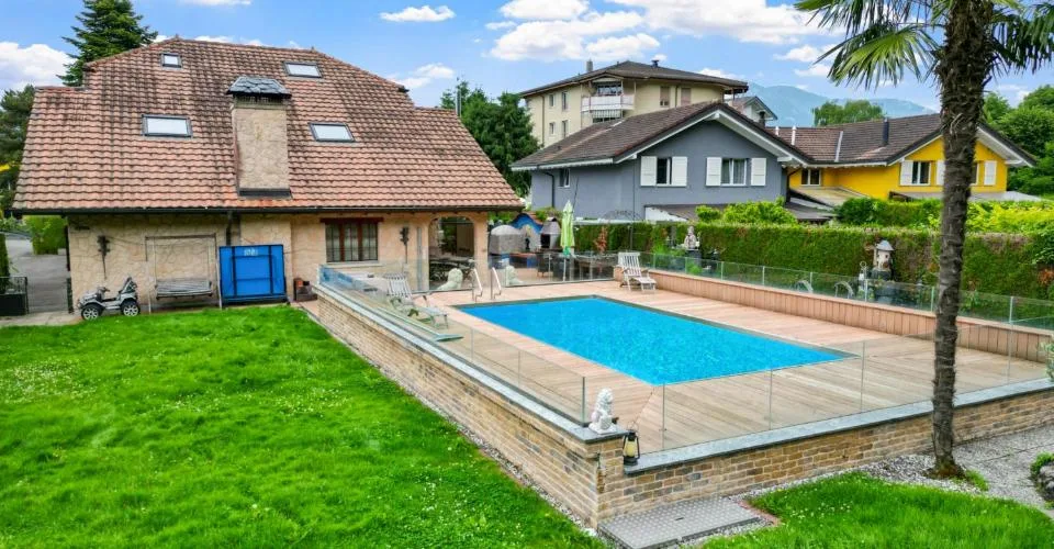 BOUVERET - BELLE VILLA INDVIDUELLE 8 PIECES AVEC PISCINE ET JARDIN – photo 15 sur 23