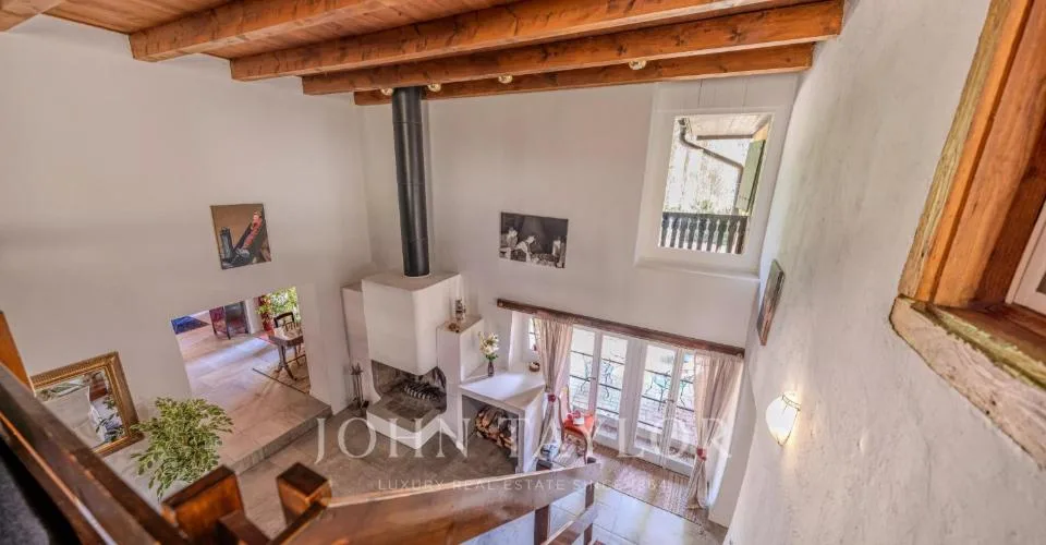Una fattoria di 370m2 abitabili con piscina – foto 9 di 26