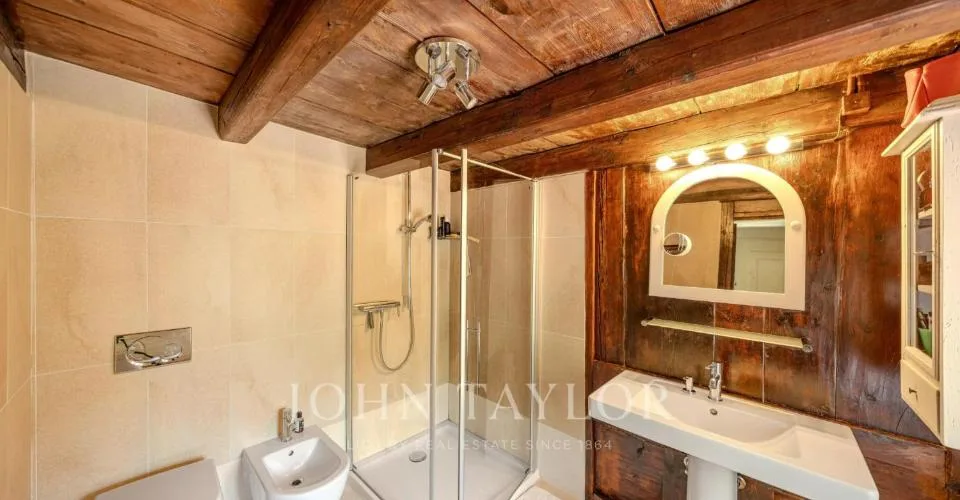 Una fattoria di 370m2 abitabili con piscina – foto 13 di 26