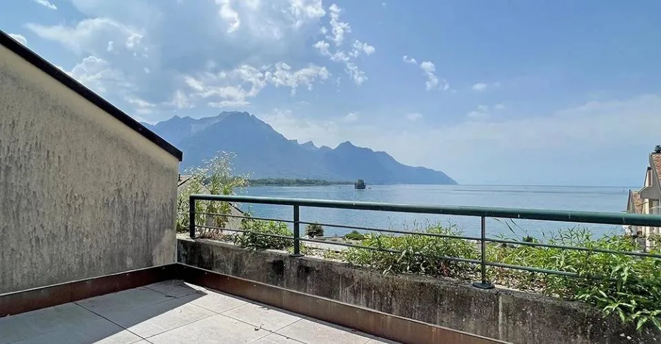 Apartment on the top floor, by the lake – photo 10 of 15